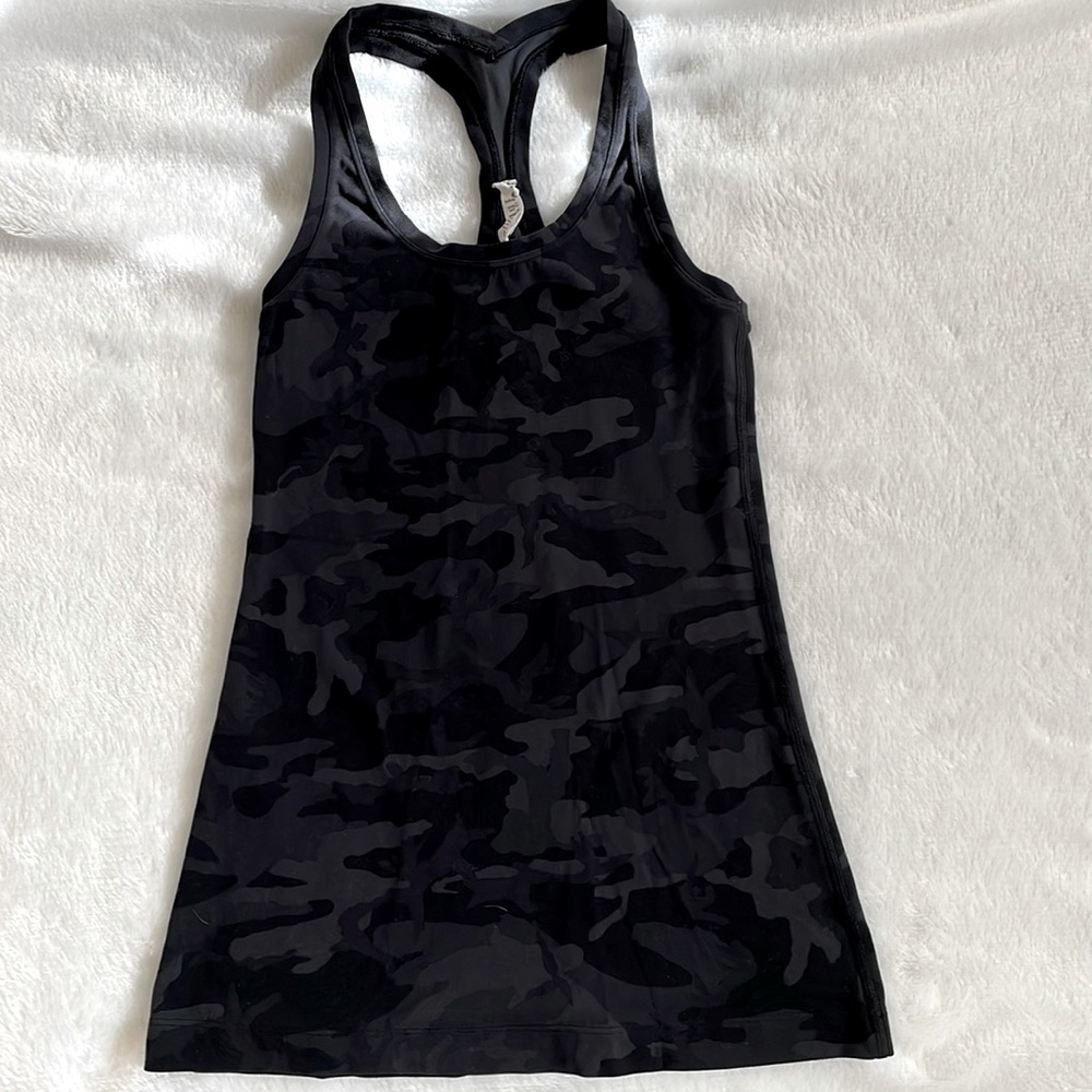 Lululemon Black Camo Workout Tank Size 2